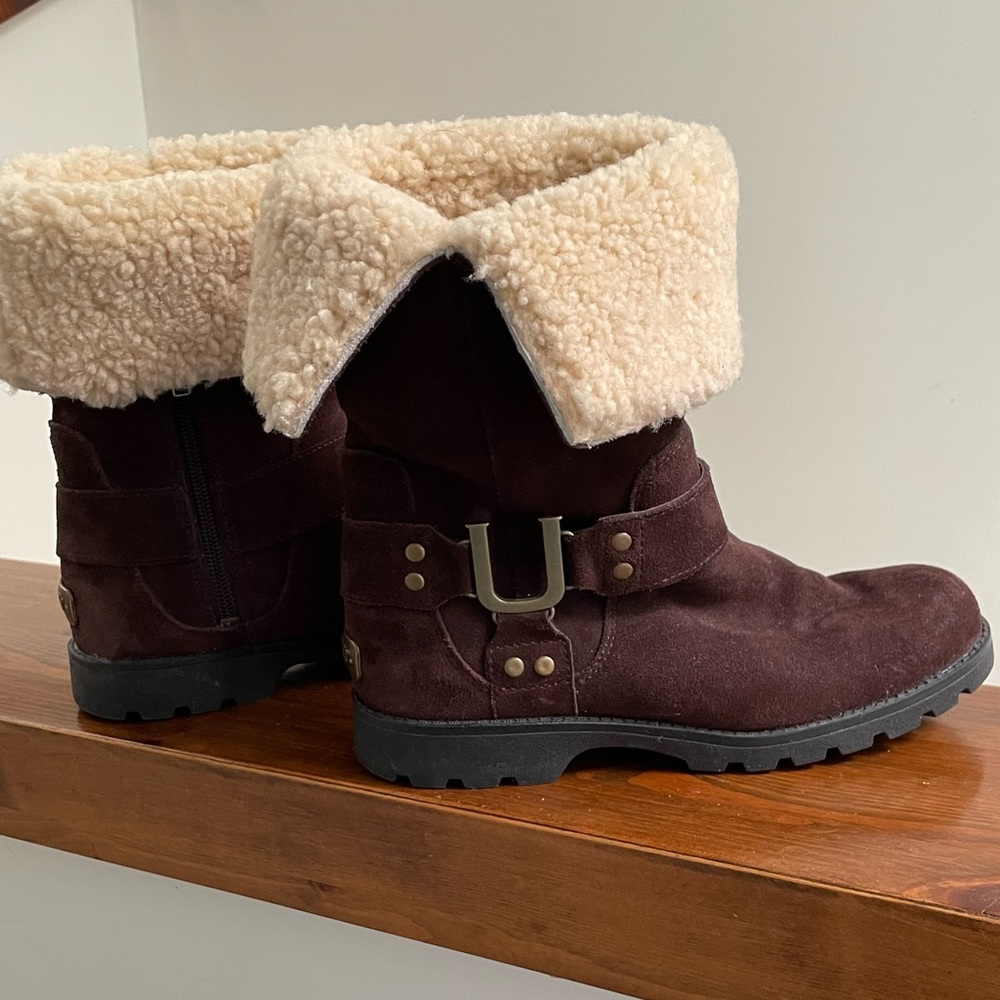 UGG brown boots 61/2